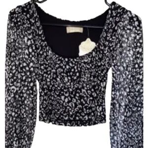 Alter’d State Black Leopard Long Sleeve Cropped Lined Casual Blouse Size X-Small